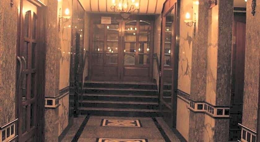 Hotel Karl Residency 3*