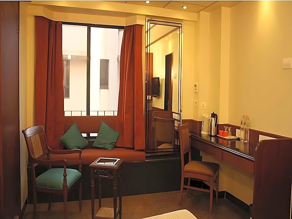 Hotel Karl Residency