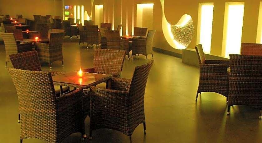 The Roa Hotel
