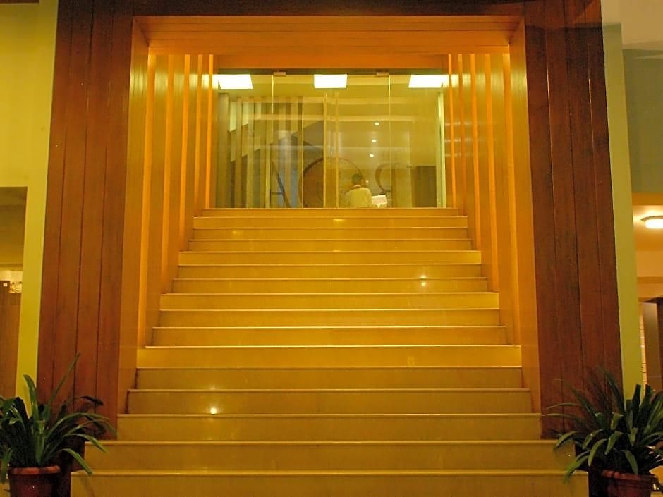 Hotel The Roa 3*