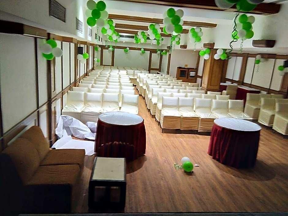 Hotel Avon Ruby Dadar 3*