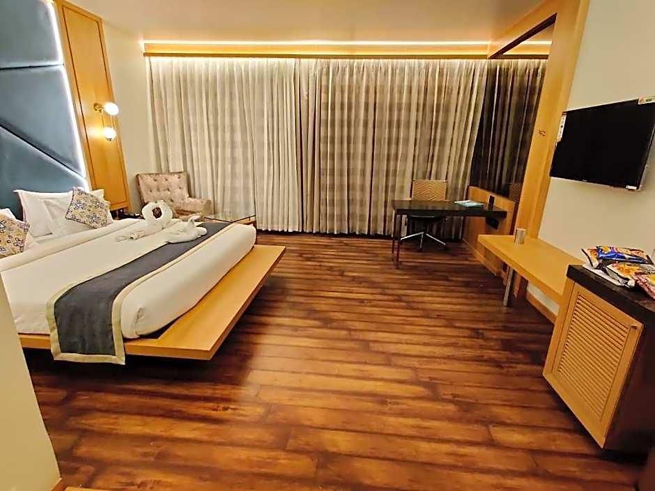 Krishna Palace Hotel