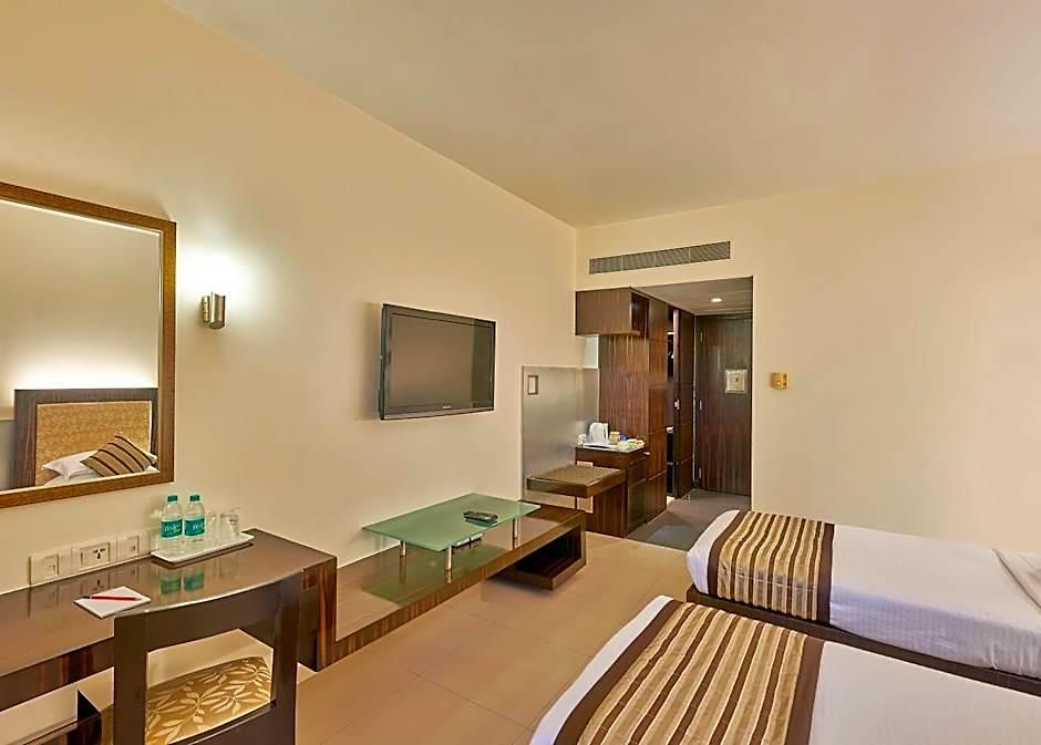Krishna Palace Hotel 4*