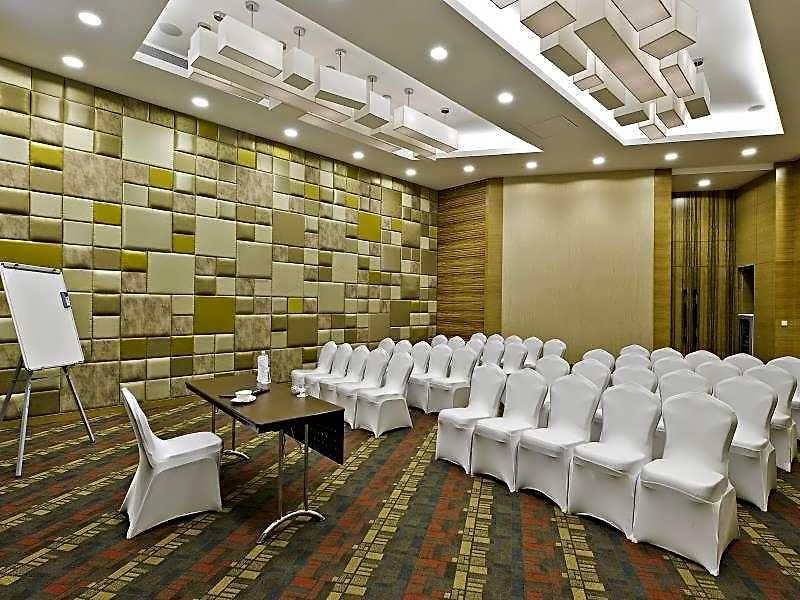 Meluha The Fern Mumbai, Powai, Series By Marriott Mumbai