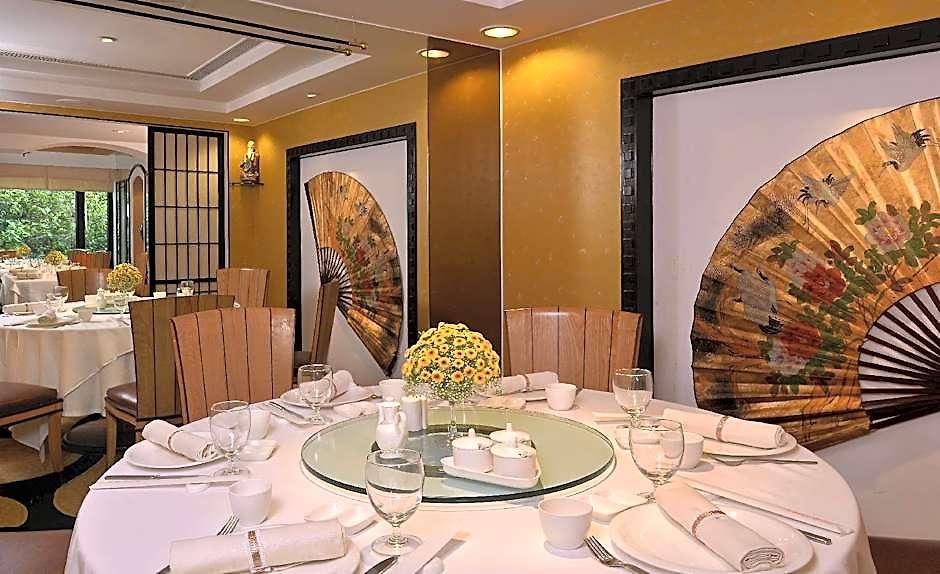 Marine Plaza Hotel