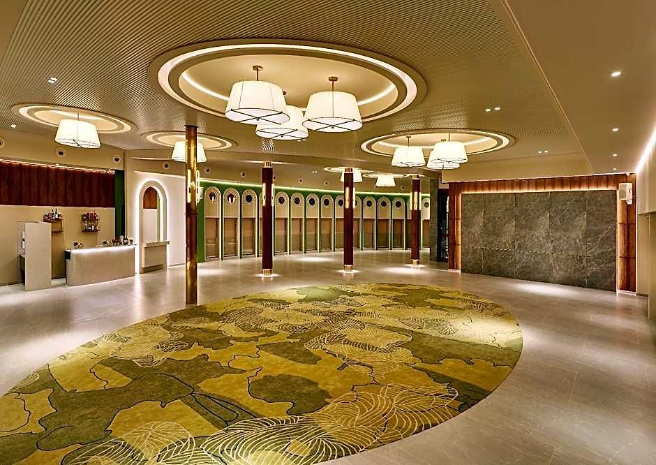 Hotel The Regale By Tunga Mumbai