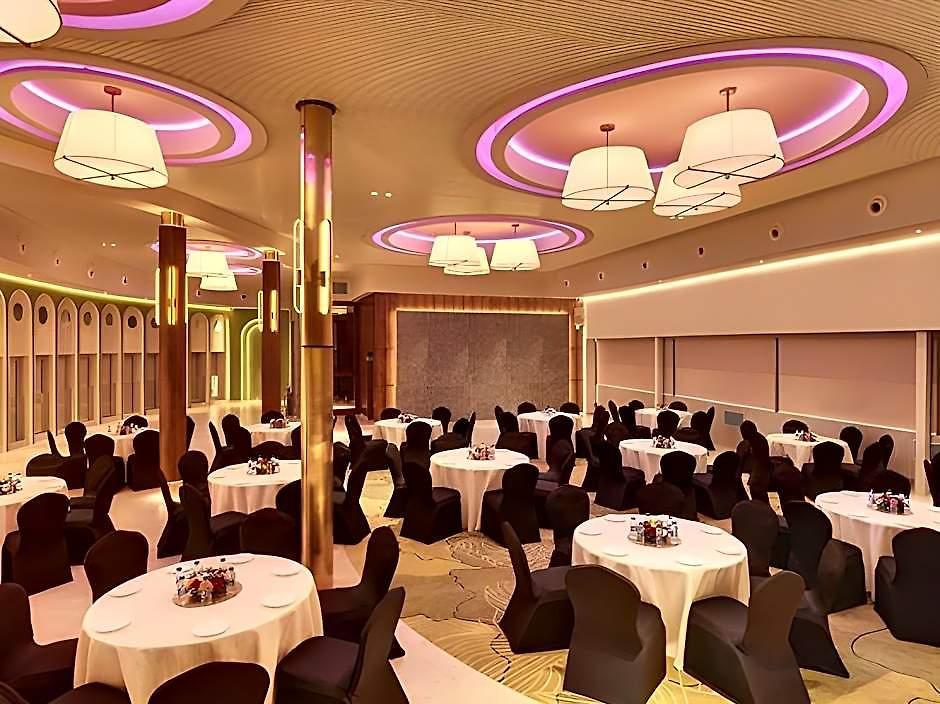 The Regale By Tunga Hotel 3*