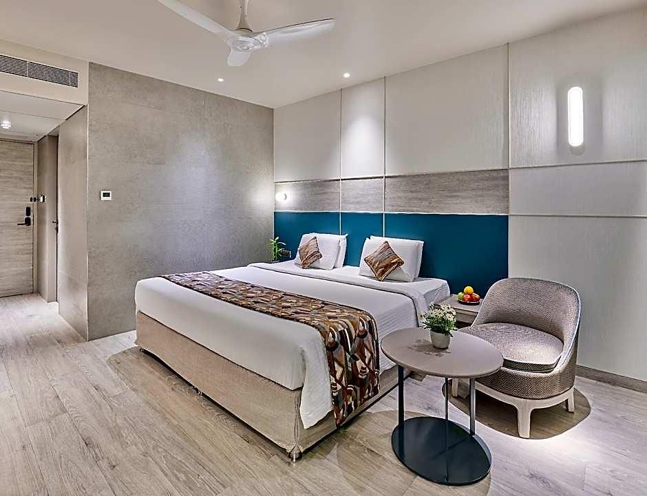 The Regale By Tunga Hotel Mumbai