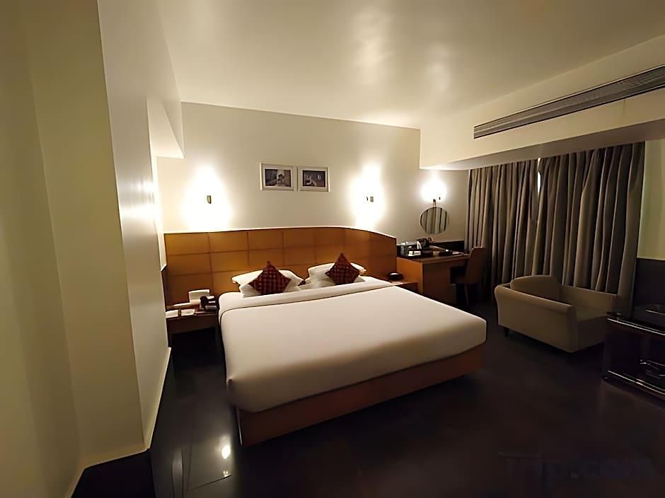 Ramee Guestline Khar Mumbai