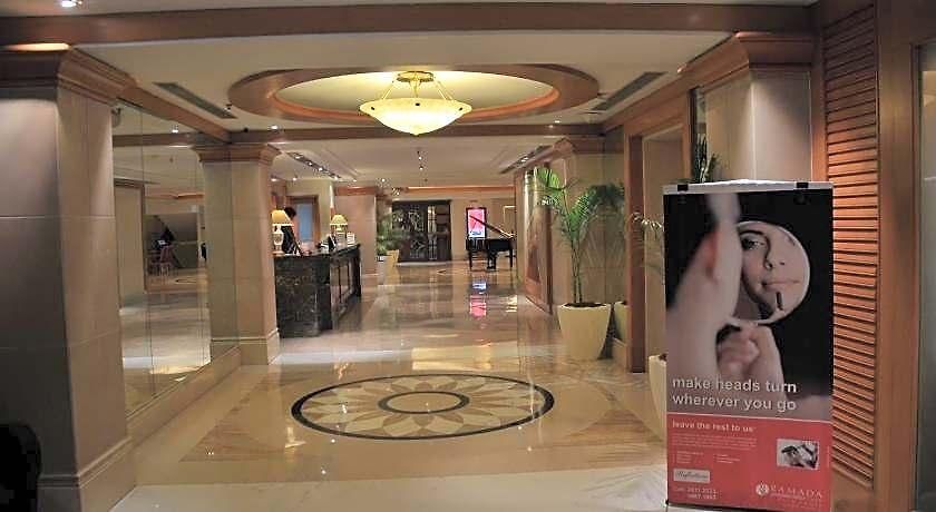 Hotel Ramada Plaza By Wyndham Palm Grove