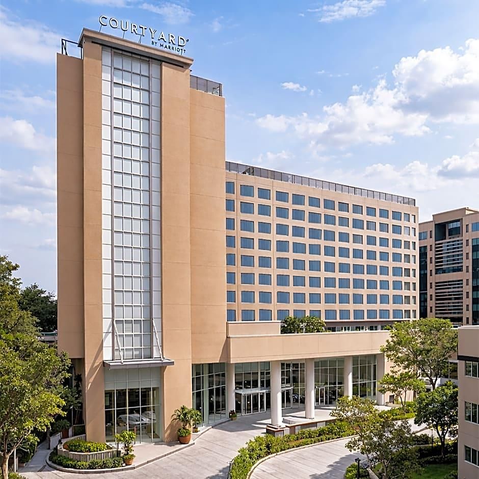 Courtyard By Marriott International Airport 5* Mumbai