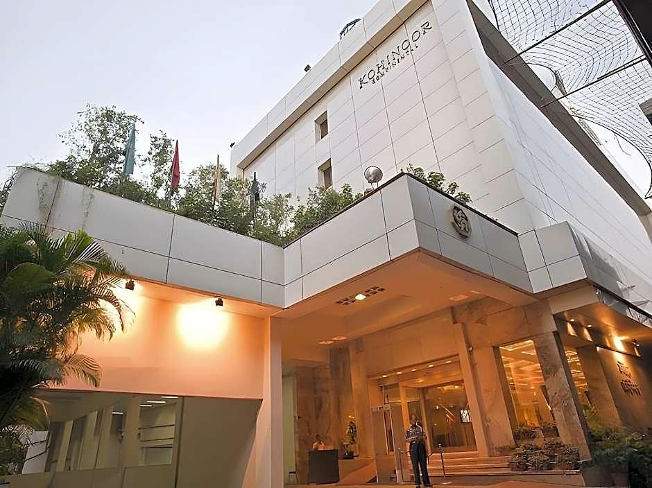 Hotel Kohinoor Continental, Airport 4*