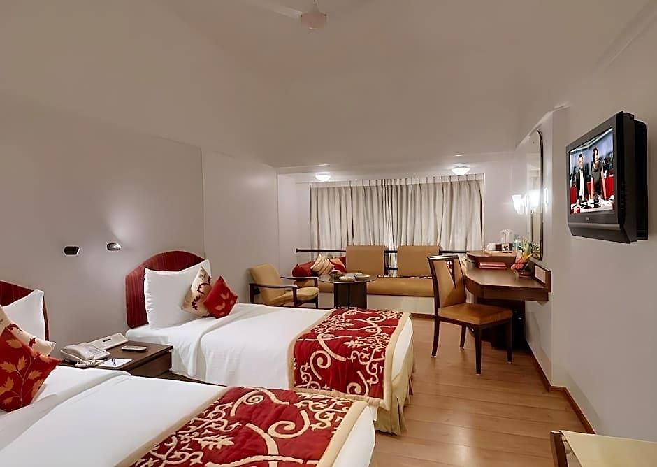 Kohinoor Continental, Airport Hotel
