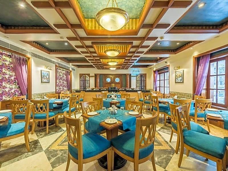 Hotel Parle International