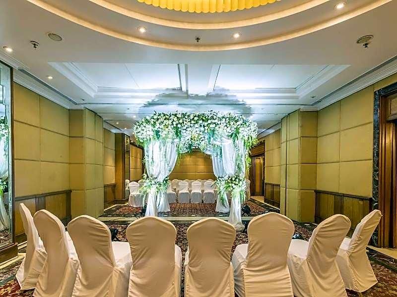 Hotel Parle International 3*
