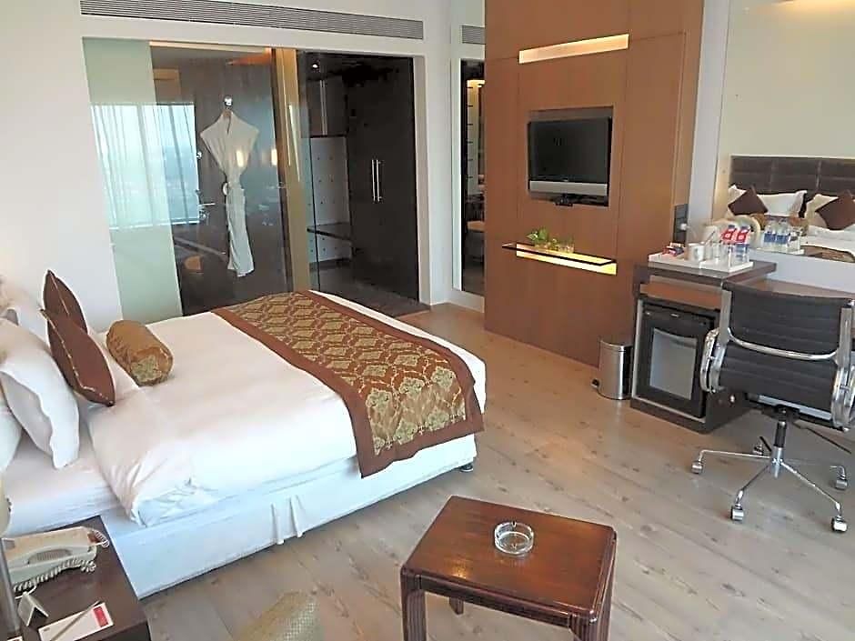 Hotel Ramada Powai & Convention Centre Mumbai