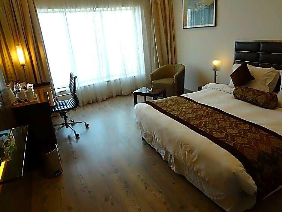 Hotel Ramada Powai & Convention Centre Mumbai