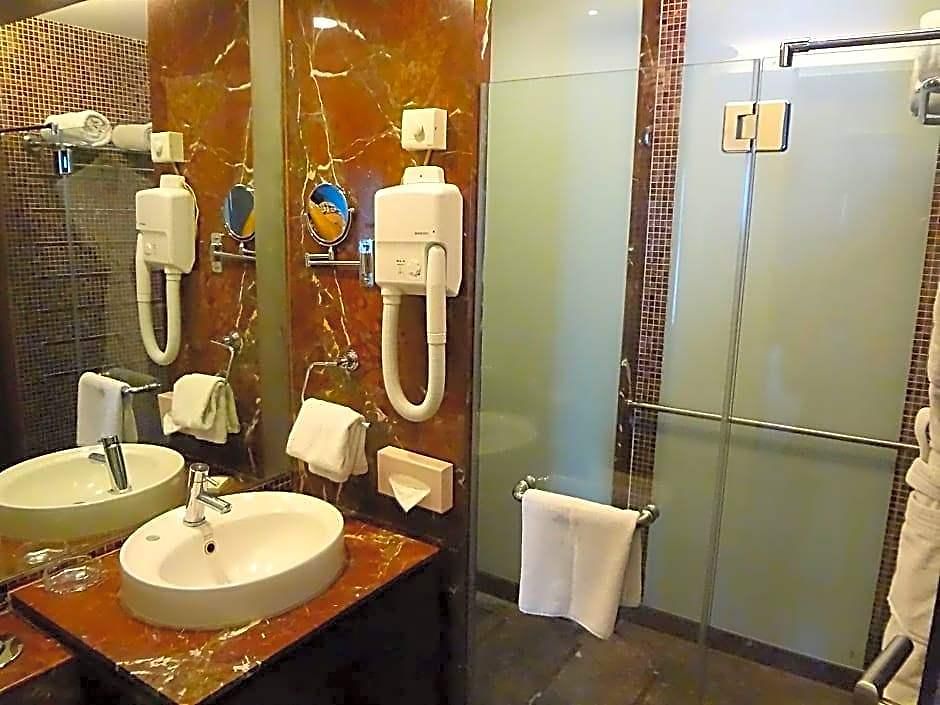 Ramada Powai & Convention Centre