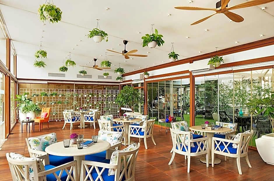 Hotel President - Ihcl Seleqtions Mumbai