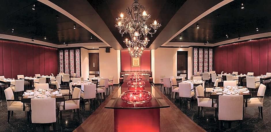 The Leela Hotel 5*