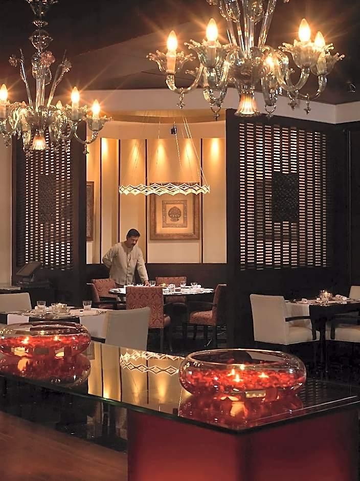 The Leela 5*