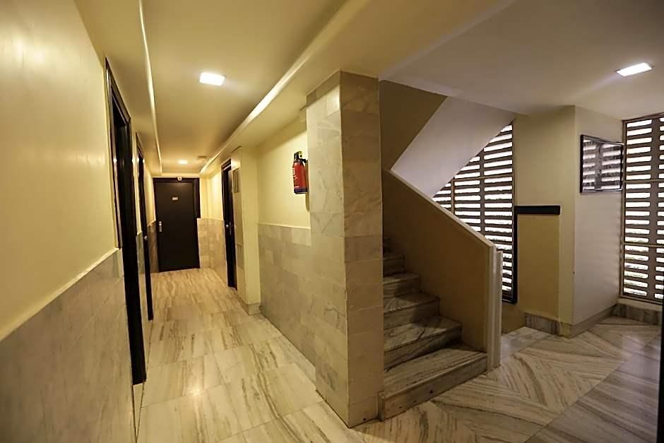 Hotel Metro Palace Bandra 3*
