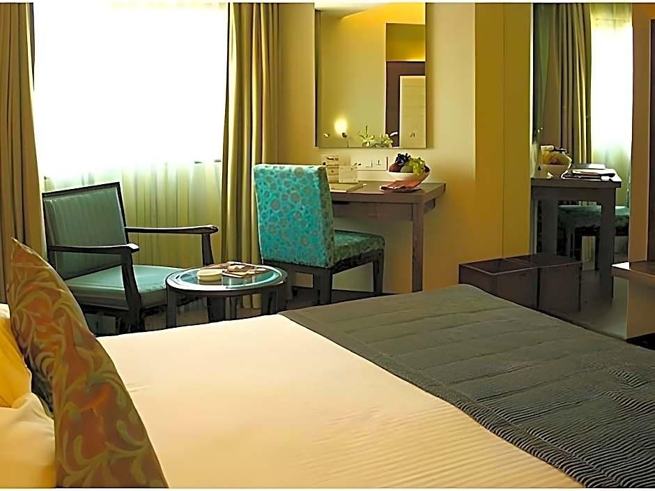 Hotel Ramee Guestline Juhu Mumbai