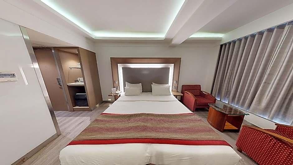 Airport International Hotel