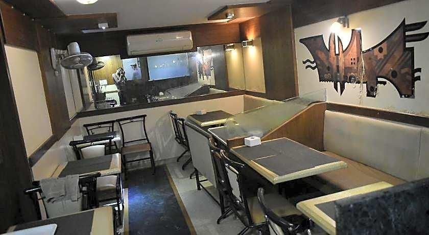 Hotel Arma Court - Near Us Embassy, Bkc Mumbai