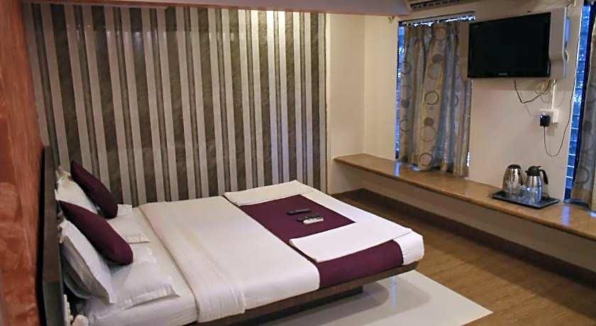 Hotel Arma Court - Near Us Embassy, Bkc