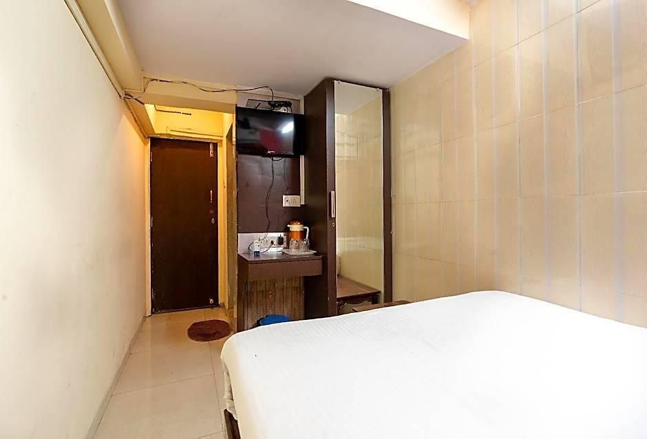 Arma Court - Near Us Embassy, Bkc Hotel