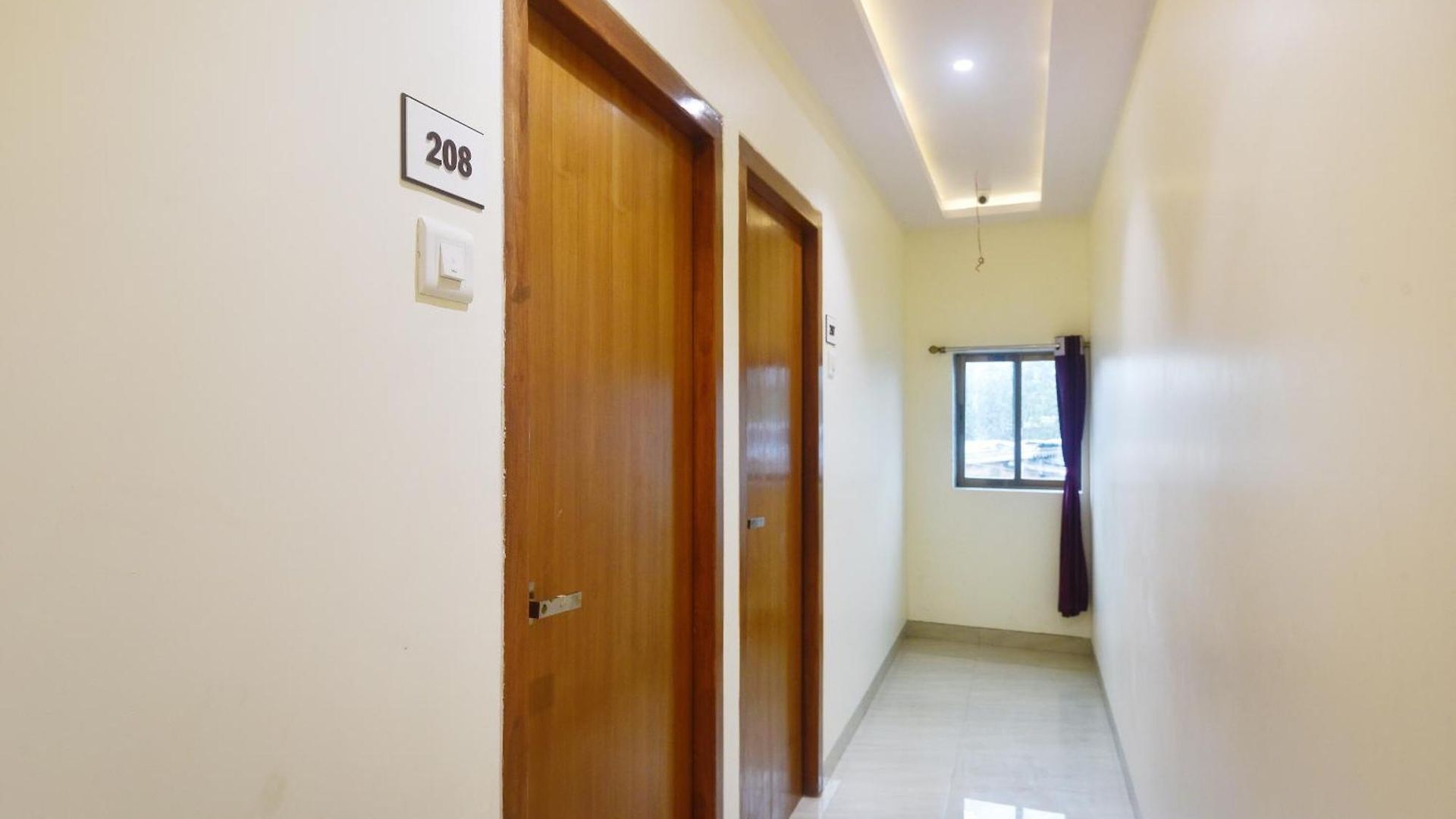 O Royal Aqua Hotel 3*