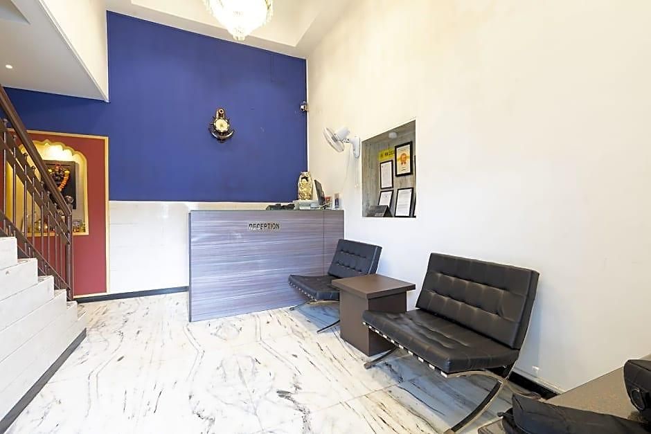 Hotel Q Deck - Parle Station And Near To Airport Mumbai