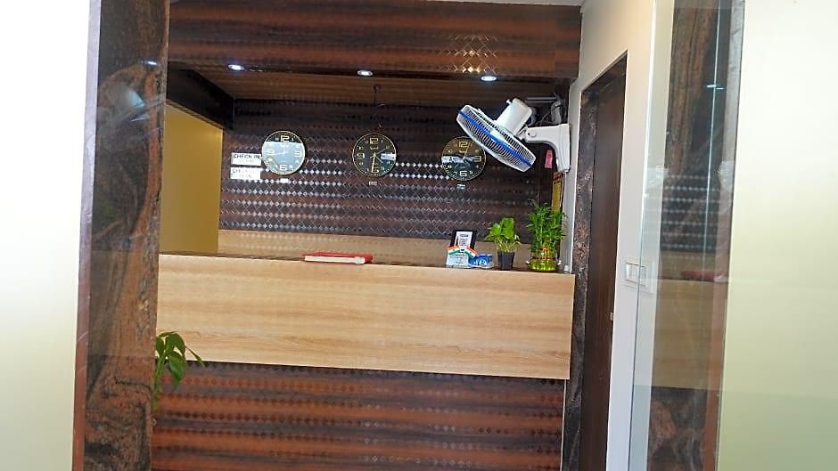 Windflower Regency - Near Kokilaben Hospital Hotel 3*