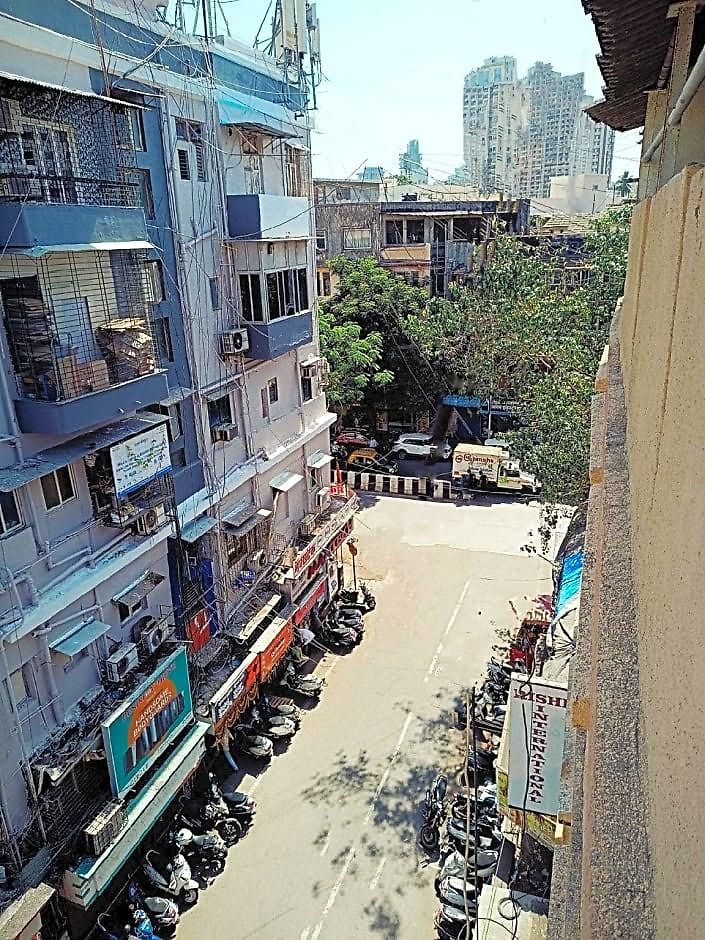 Rishi International - Grant Road 3*