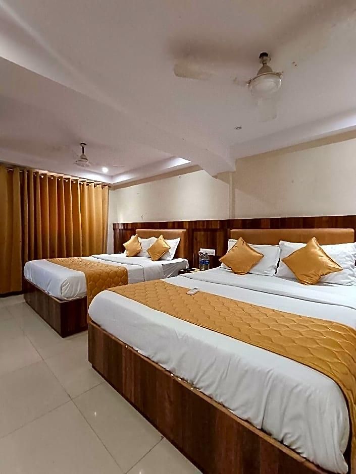 Hotel Rishi International - Grant Road