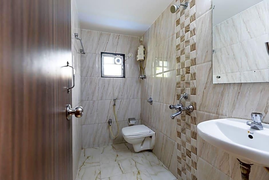 Q Deck - Parle Station And Near To Airport 3* Mumbai