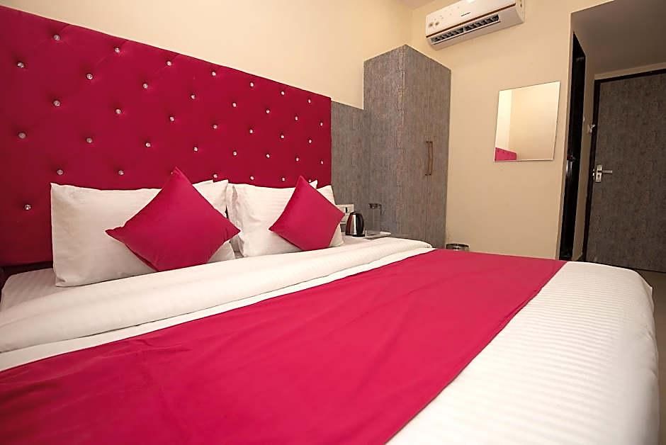 Priceless Exhibition Centre Goregaon West Hotel 2*
