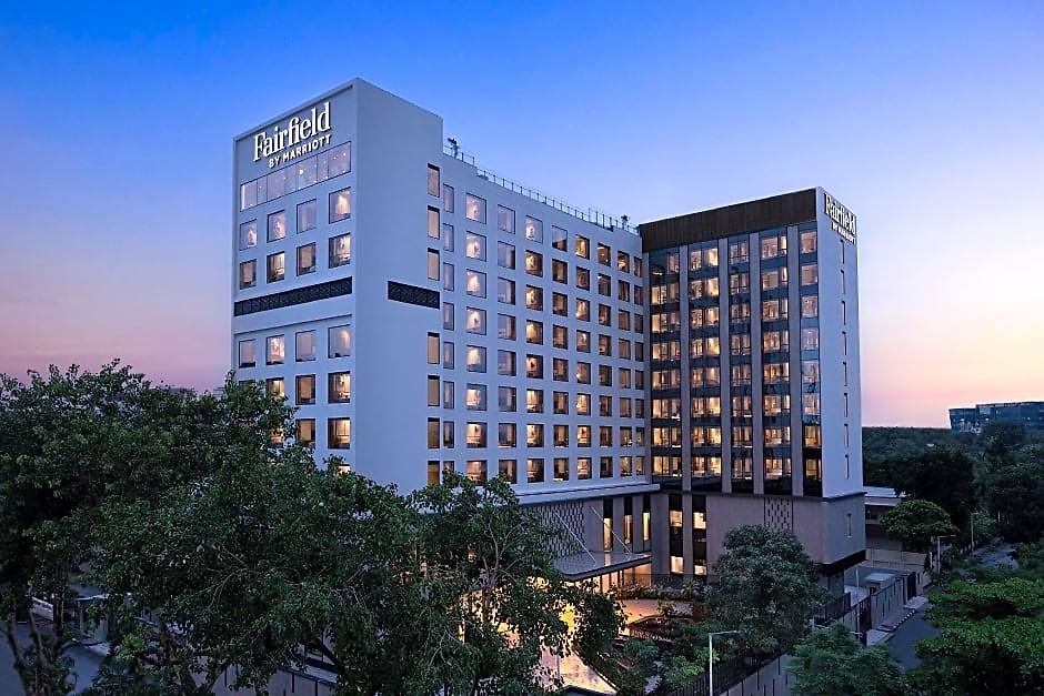 Fairfield By Marriott International Airport