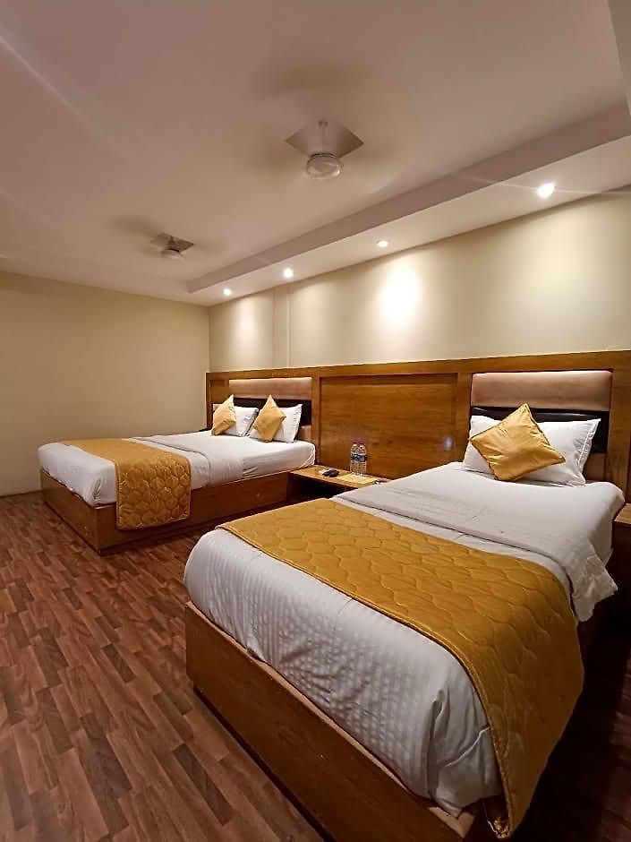 Hotel Rishi International - Grant Road Mumbai