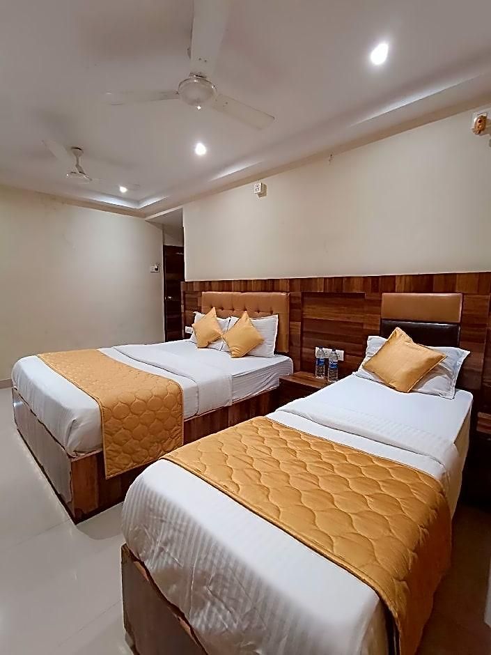 Rishi International - Grant Road Hotel