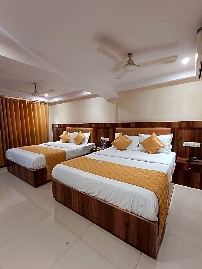 Rishi International - Grant Road 3*