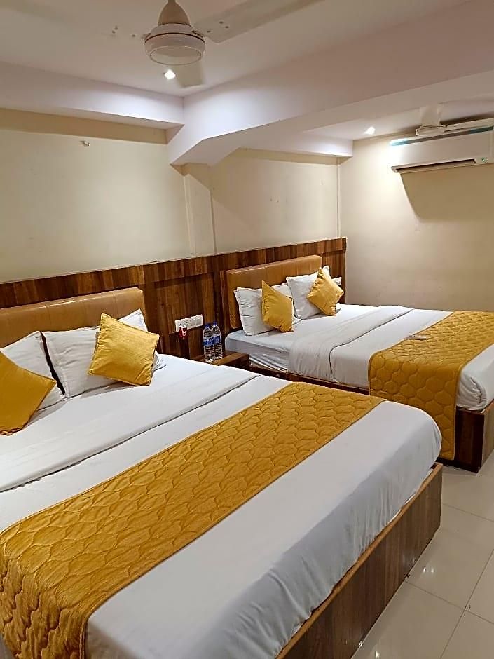 Rishi International - Grant Road 3*