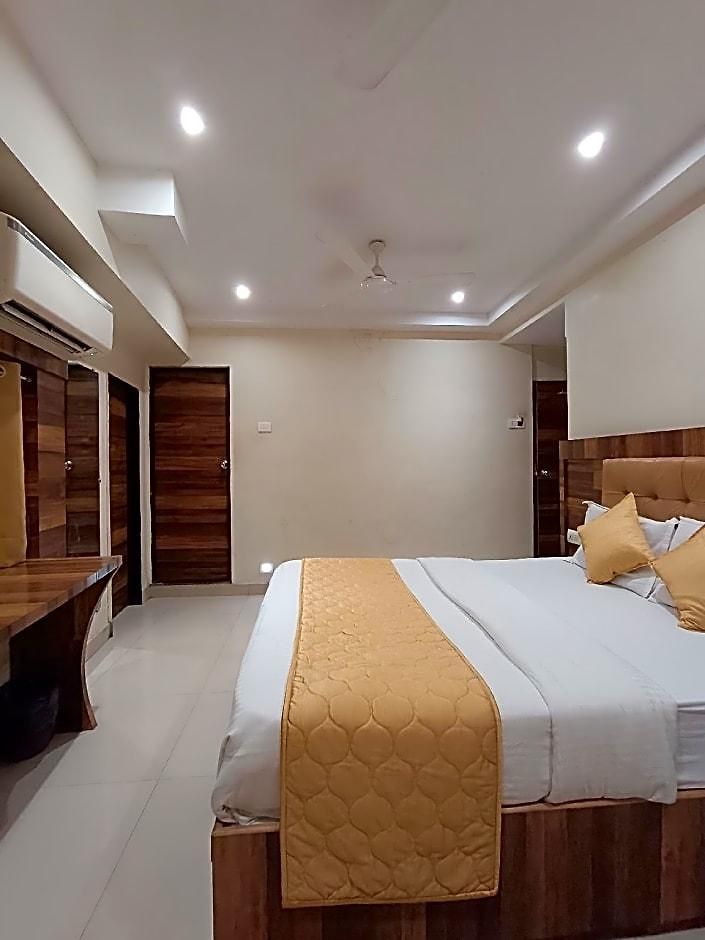 Rishi International - Grant Road Mumbai