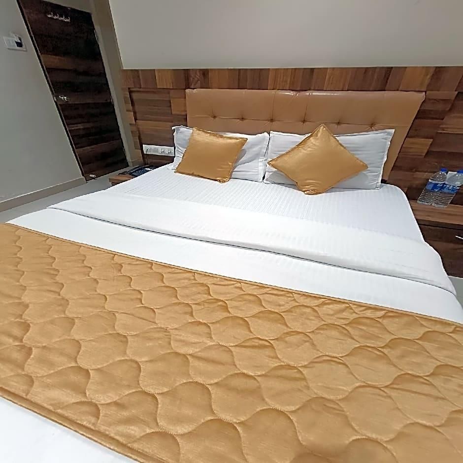 Hotel Rishi International - Grant Road Mumbai