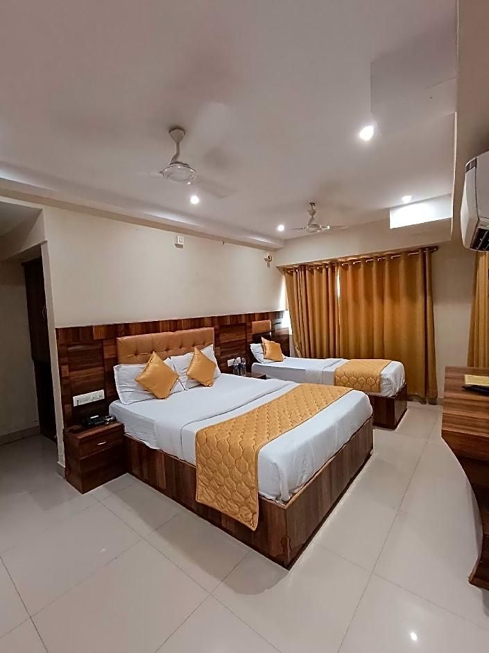 Hotel Rishi International - Grant Road 3*