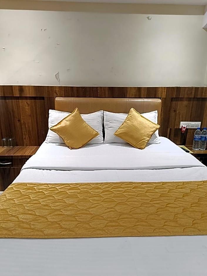 Hotel Rishi International - Grant Road Mumbai