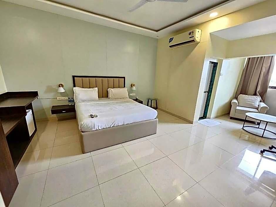 Country By Turtle & - Airport Hotel 3*