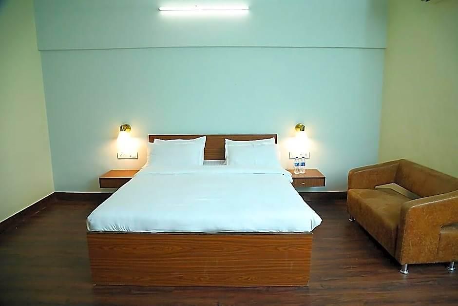 Country By Turtle & - Airport Hotel 3*