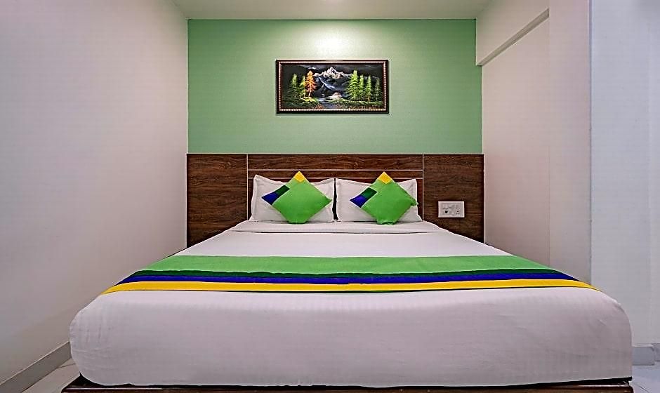 Hotel Treebo Atithi Malad Mumbai